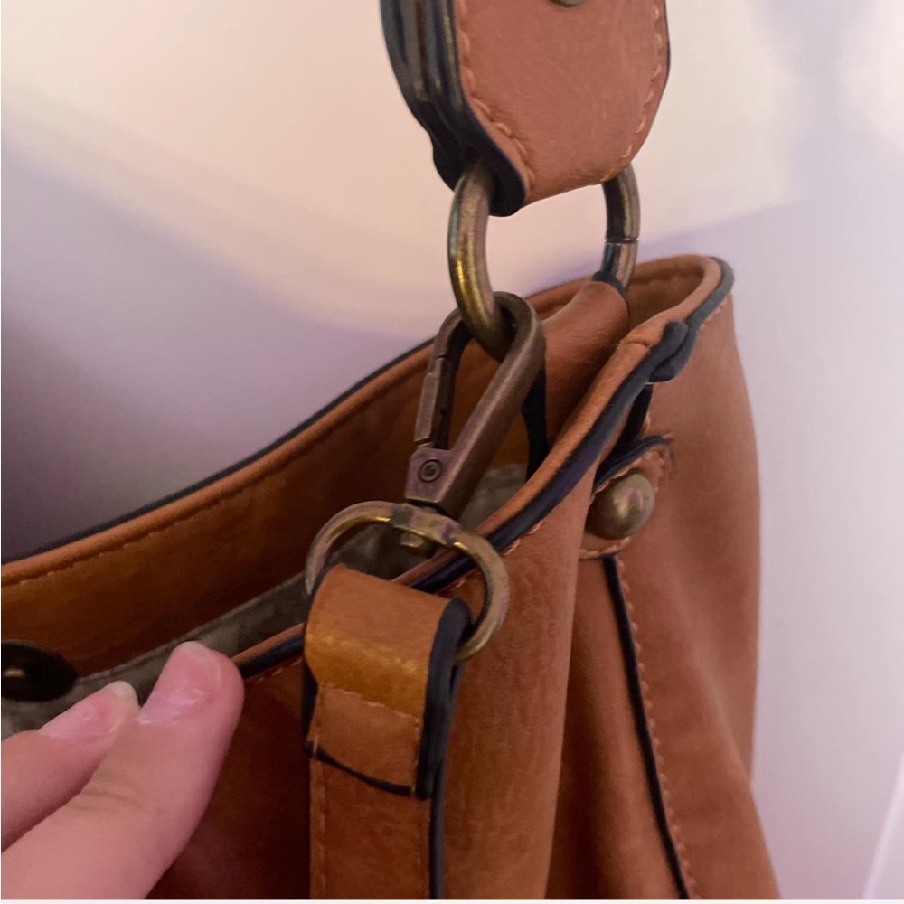 Shoulder Purse - Picture 6 of 7